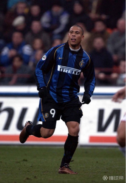  今晚国际米兰备战国王杯，远射贴柱细节曝光，引发热议，医务组通报恢复