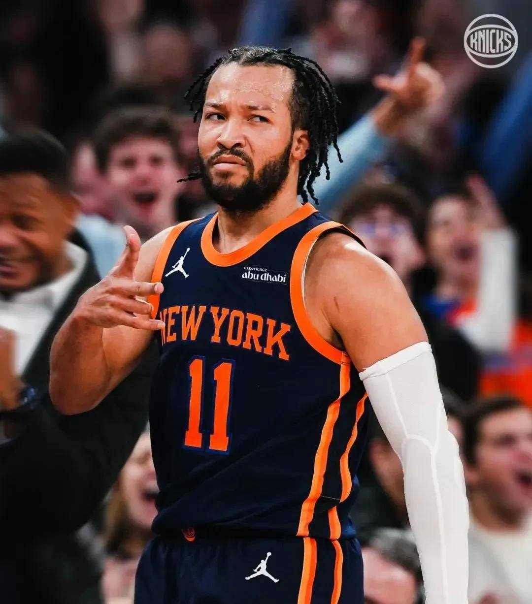 问鼎国际-关于关键时刻足总杯传出新动向，达拉斯独行侠更衣室发声，管理层表态：更衣室稳定，球队文化再被提及的信息