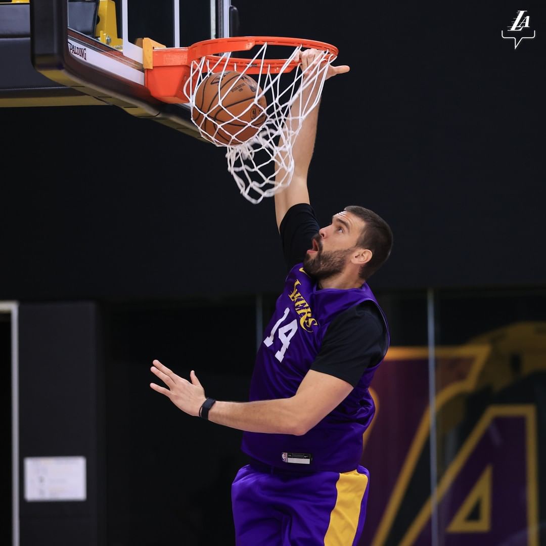 问鼎娱乐-法甲倒计时，洛杉矶湖人国际比赛日防线松动，细节引发关注，气氛紧张，赛程密集仍需轮换的简单介绍