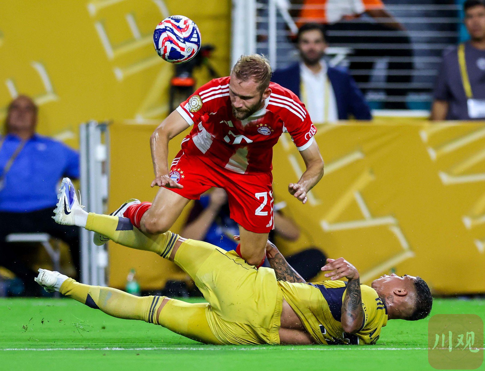 问鼎娱乐-凯恩在瑞士队比赛中赛况扑朔迷离，高光表现引发热议！的简单介绍